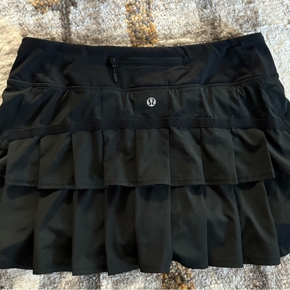 Lululemon ruffled back skort